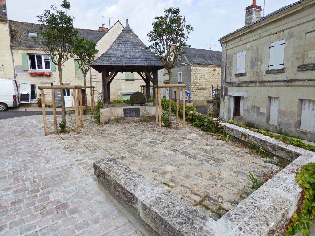 Teambuilding mehari Fontevraud Maine et Loire